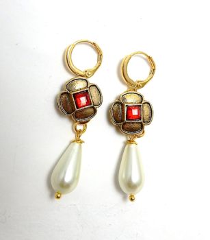 Tudor Queen's earrings - Tudor Court - replica historical jewellery - Tudor Costume jewellery - Tudor ouches