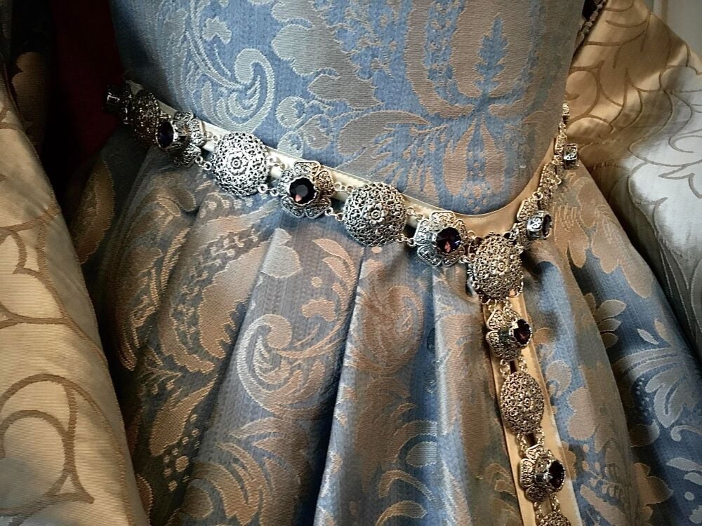 Royal Purple Tudor Rose Girdle Belt