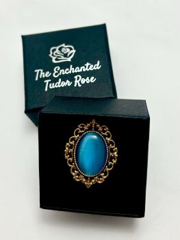 King or Queen's Ring - oval filigree royal blue cats eye