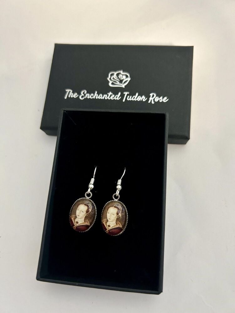 Portrait Earrings - Lady Jane Grey - miniature oval earrings