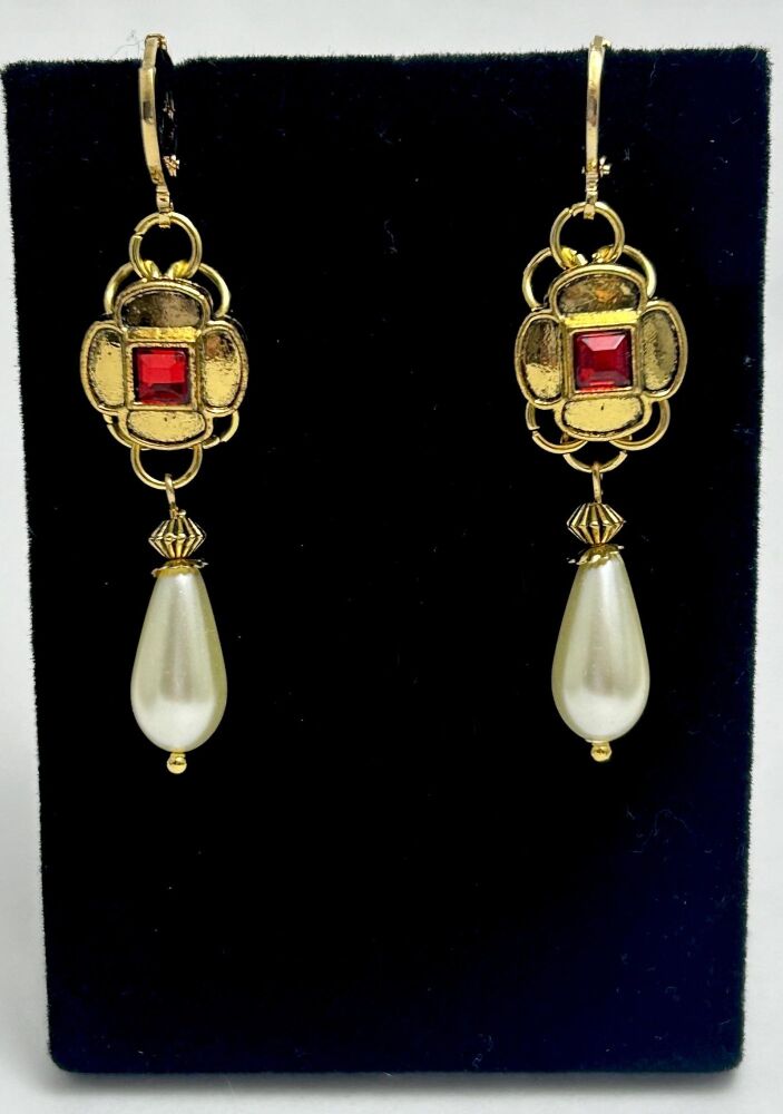 Tudor Queen's earrings - Tudor Court - replica historical jewellery - Tudor Costume jewellery - Tudor ouches