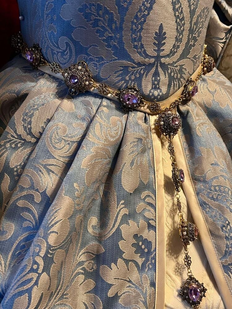 Medieval Queen belt, Lilac pink
