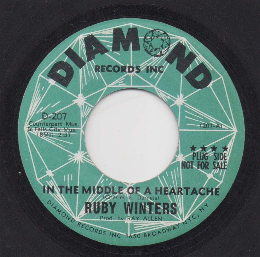 RUBY WINTERS - THE MIDDLE OF A HEARTACHE