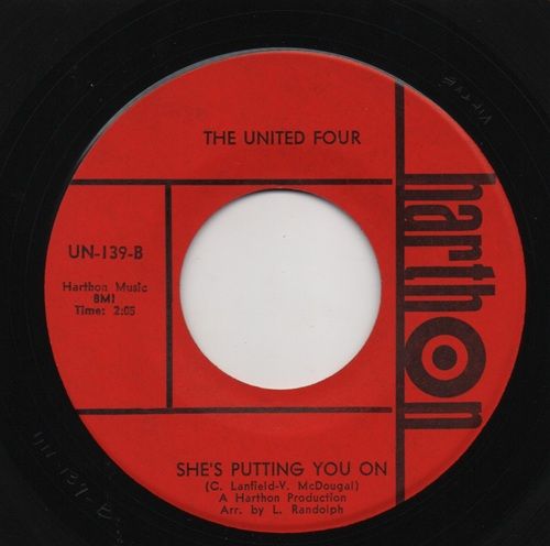 UNITED FOUR - SHE'S PUTTING YOU ON / GO ON