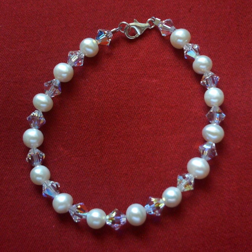 Pearls & Swarovski Bracelet