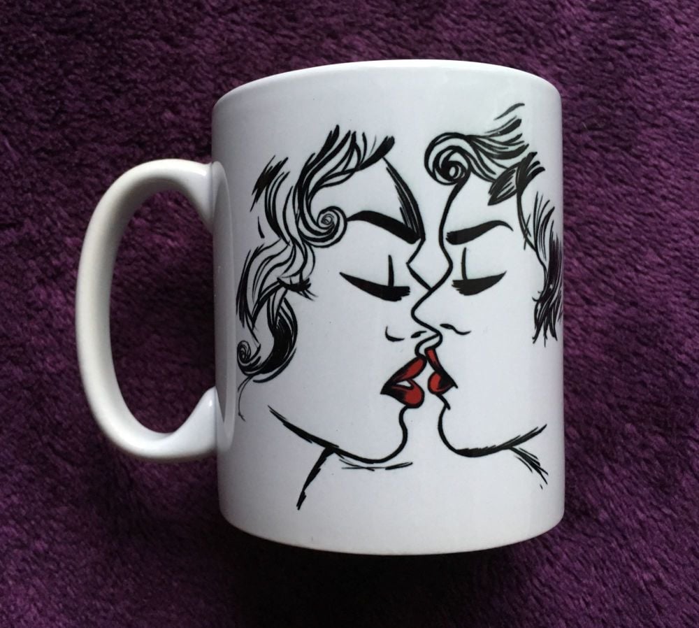 Kiss Mug