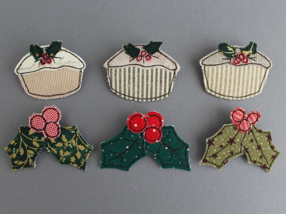 NEW! Christmas Mince Pie & Holly Brooch Pattern