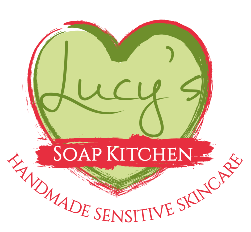 lucyskitchen_transparent_300dpi (1)