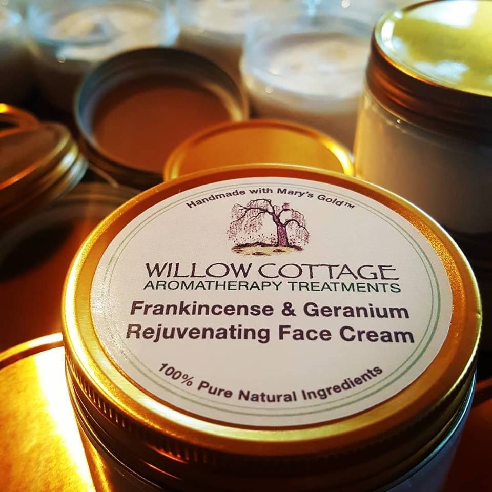 Frankincense & Geranium Essential Oil Face Cream 100ml PET Jar