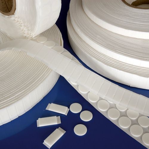 White Square Foam Pads - Jumbo Roll 25mm x 25mm x 2mm    (1500 Pads Per Rol