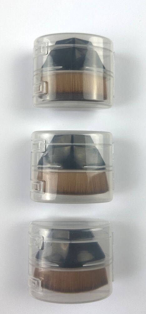 Blending Brush Pack of 3 Large in cases.