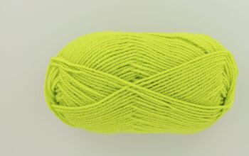 Pea Green (5822) Big Value DK 50g