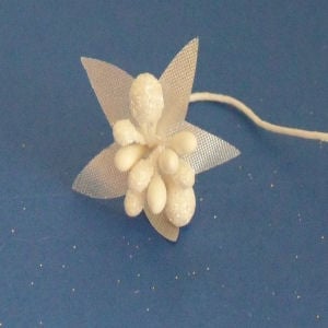 White & Silver Berry Flower Stem