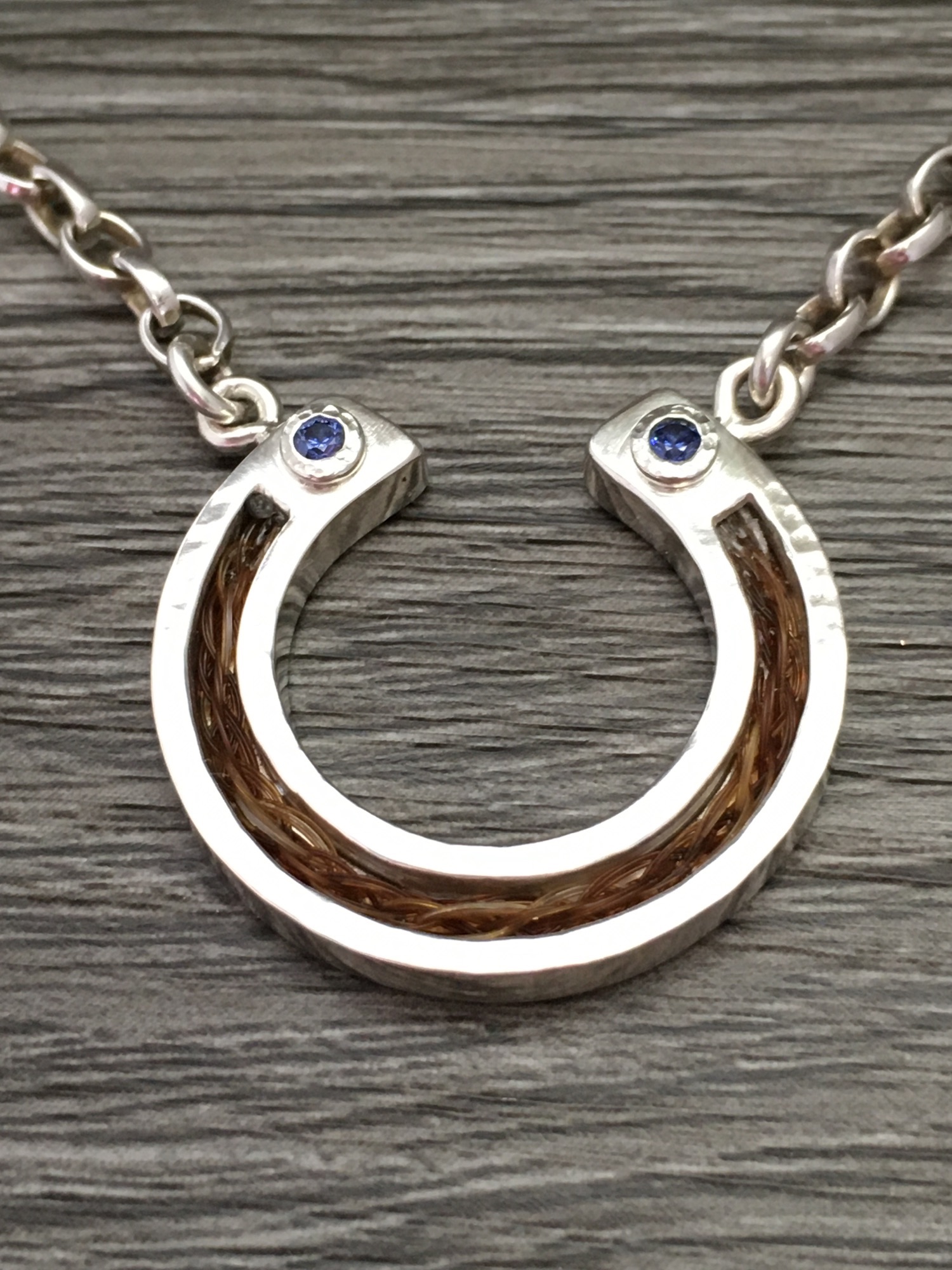 horsehair horseshoe pendant necklace