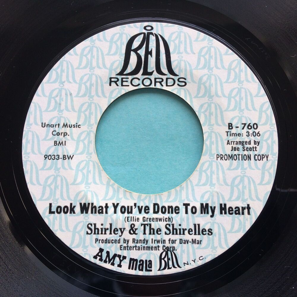Shirley & The Shirelles - Look what you've done to my heart b/w A most unusual boy - Bell - Ex