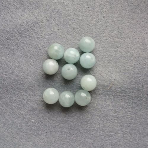 Aquamarine bead 8mm