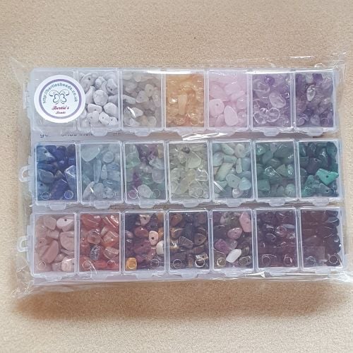 A mix of 21 different gemstone chip beads