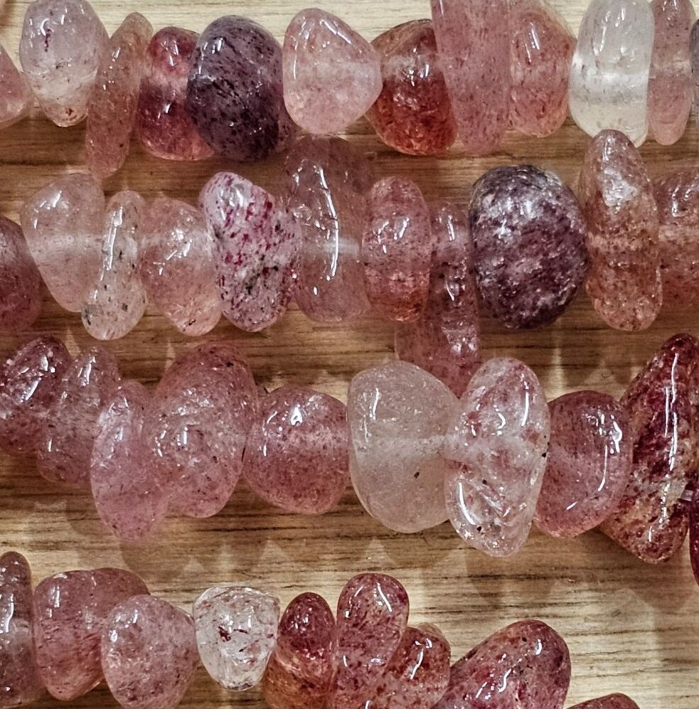 Natural Strawberry Quartz Chip Bead Strand