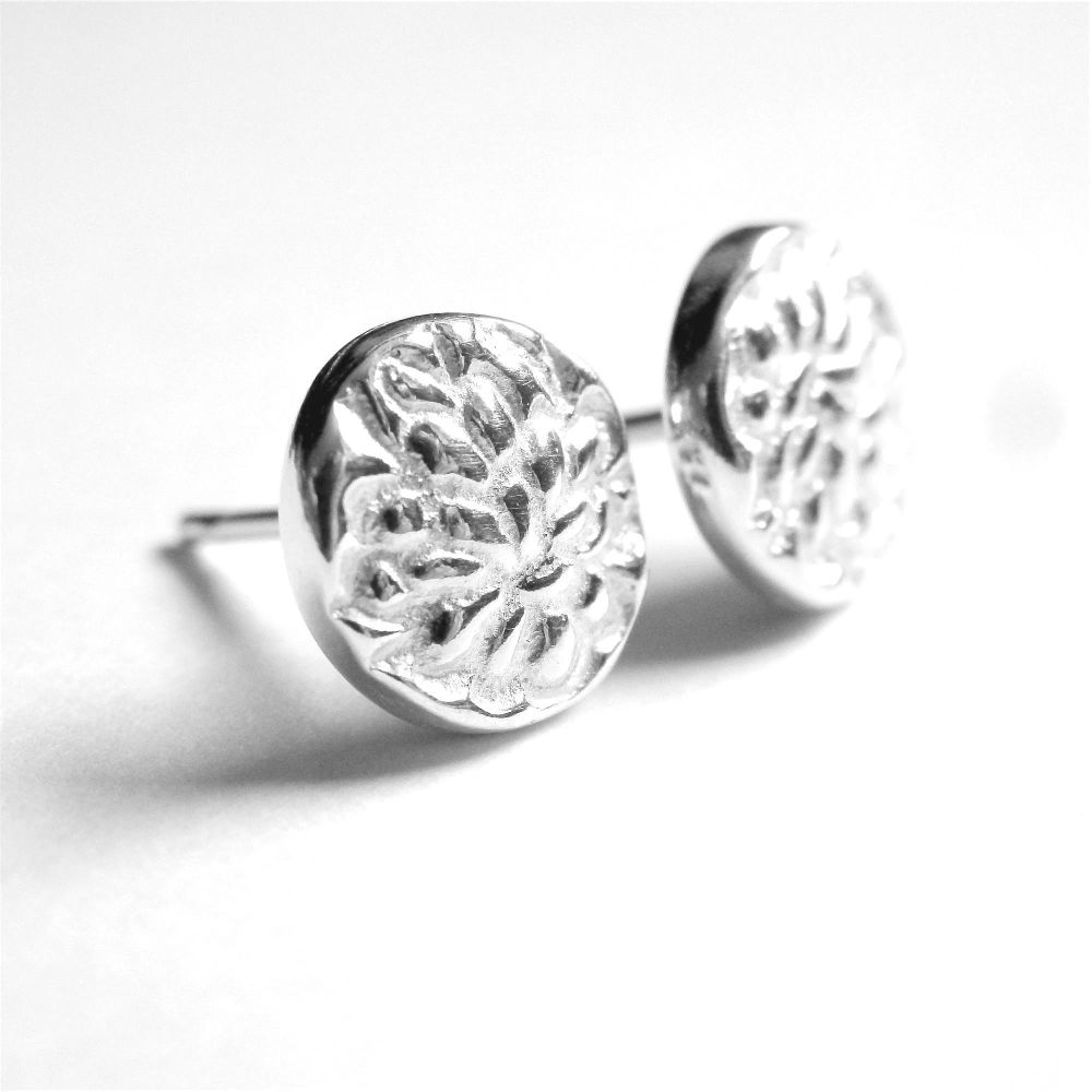 Embossed blossom studs