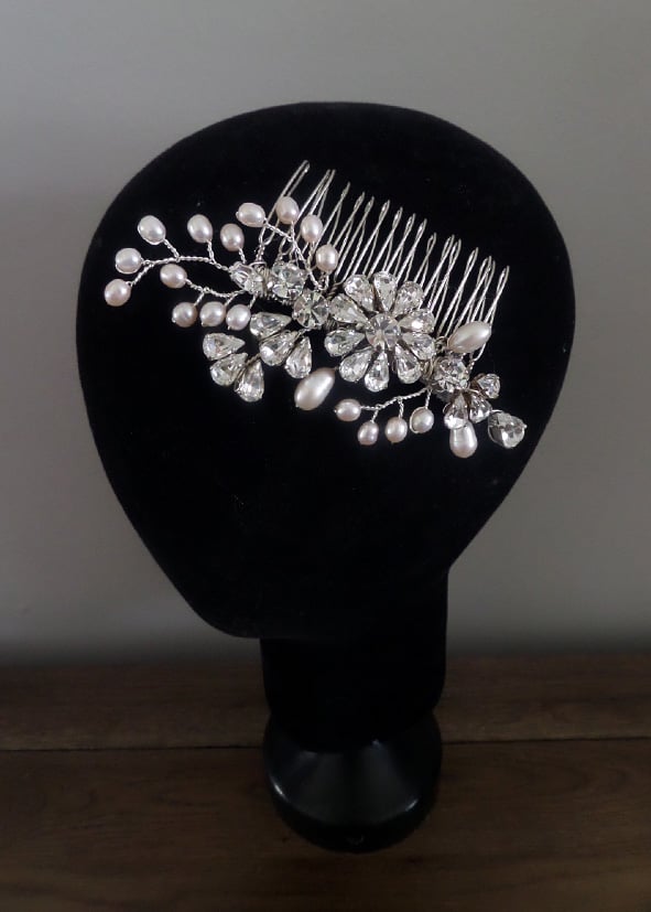 Jo Barnes freshwater pearl hair comb