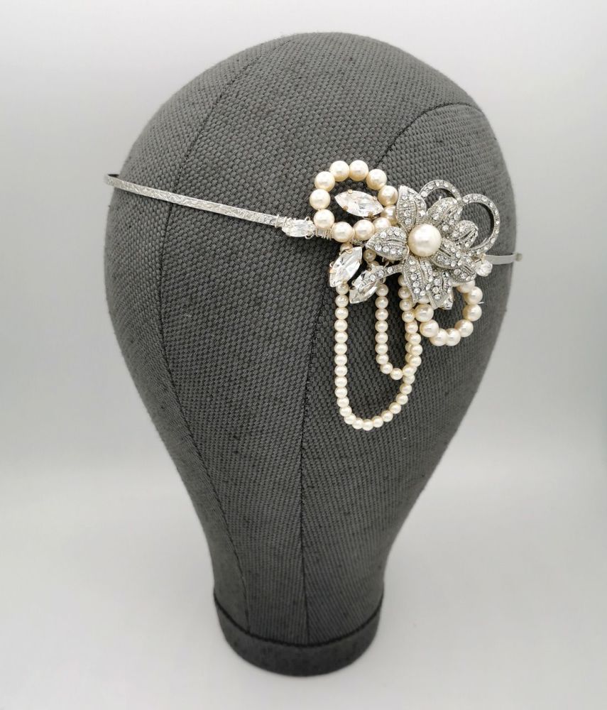 Layla Pearl Side Headpiece