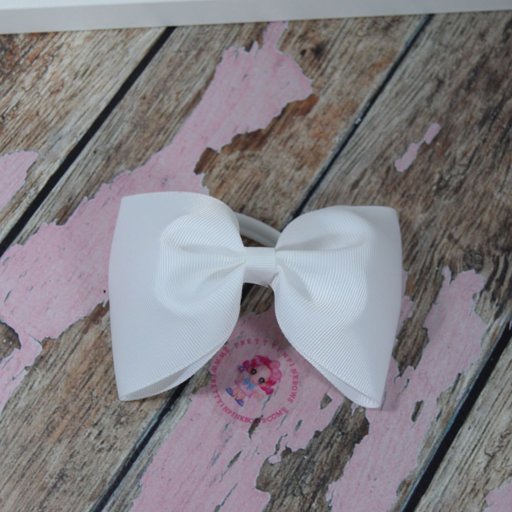 Large minnie bow - White  on bobble