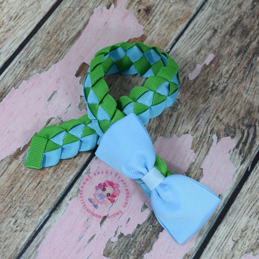 Medium Bun Wrap ~ Blue and Green With Blue Minnie Bow