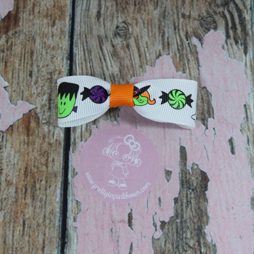 Minnie Bow Ghosts and candy On croc clip