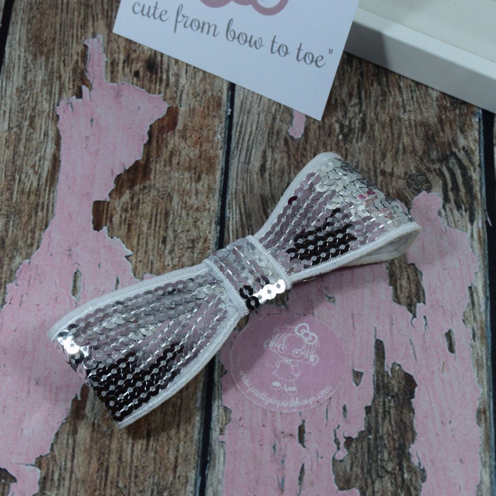 5" Sequin Bow Silver