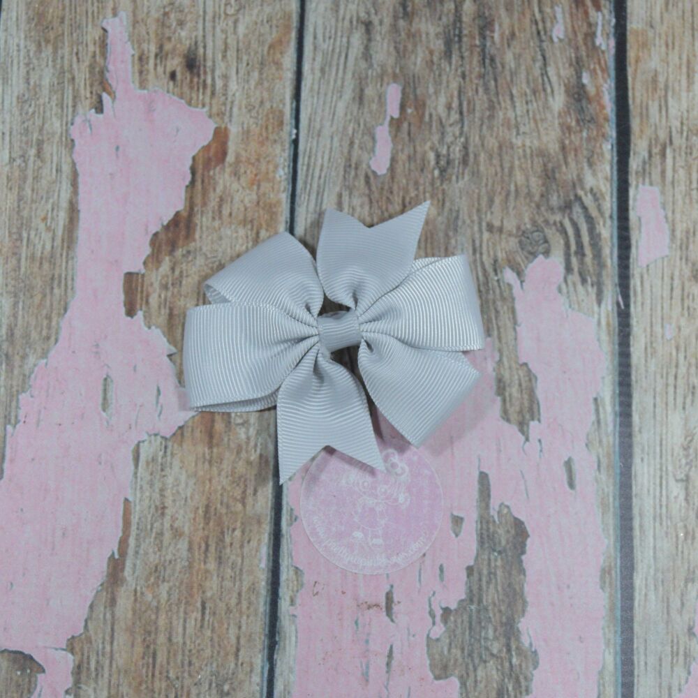 Pinwheel bow - Shell Grey