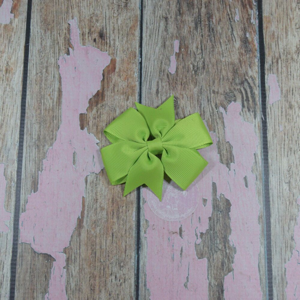 Pinwheel bow - Apple Green