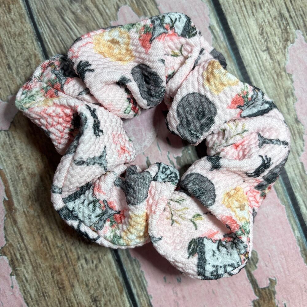 Middie scrunchie - graveyard