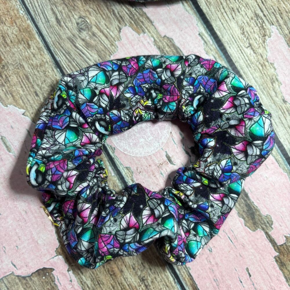 Middie Scrunchie - Stain glass