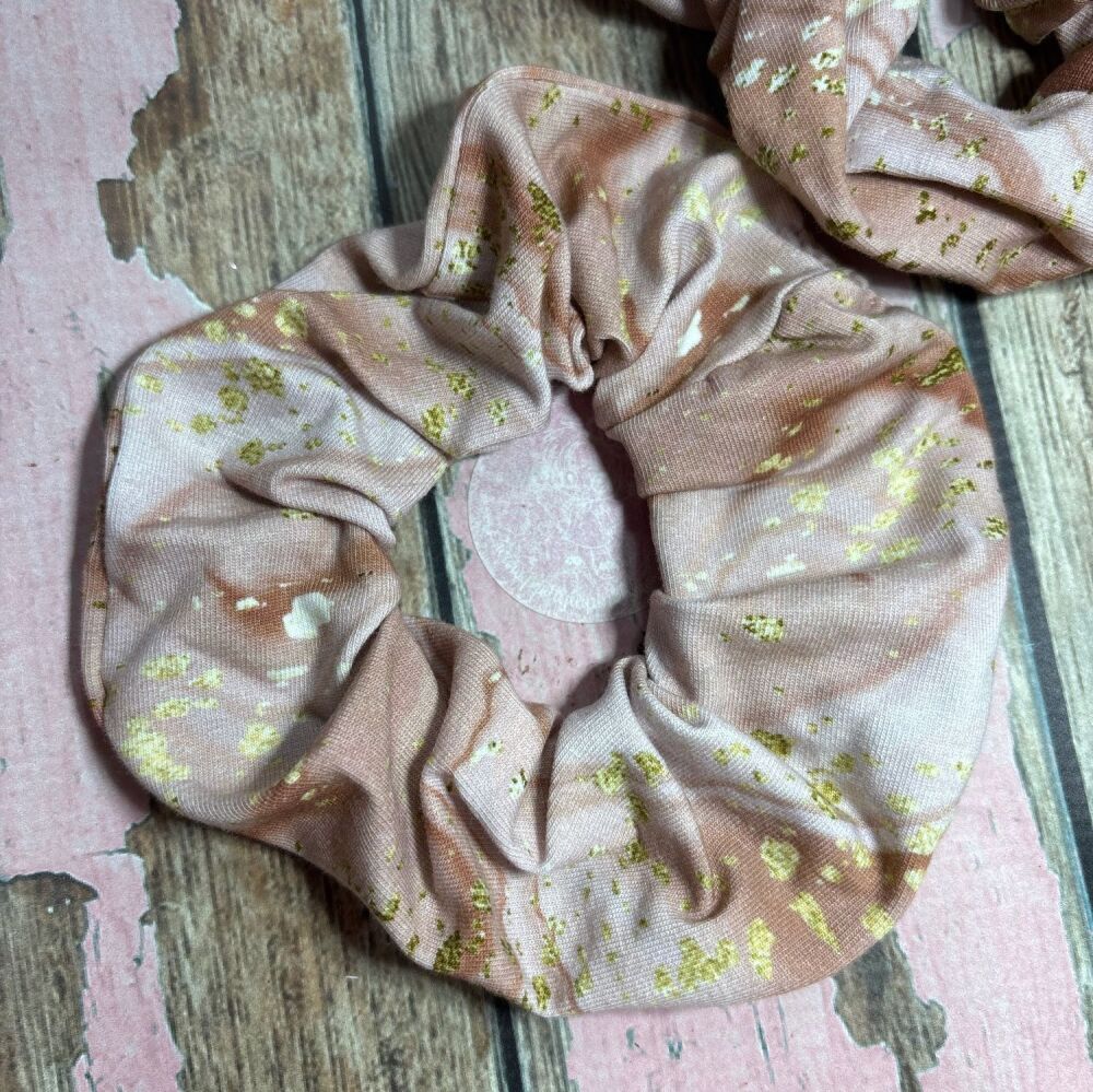 Middie Scrunchie - Pink marble glitter