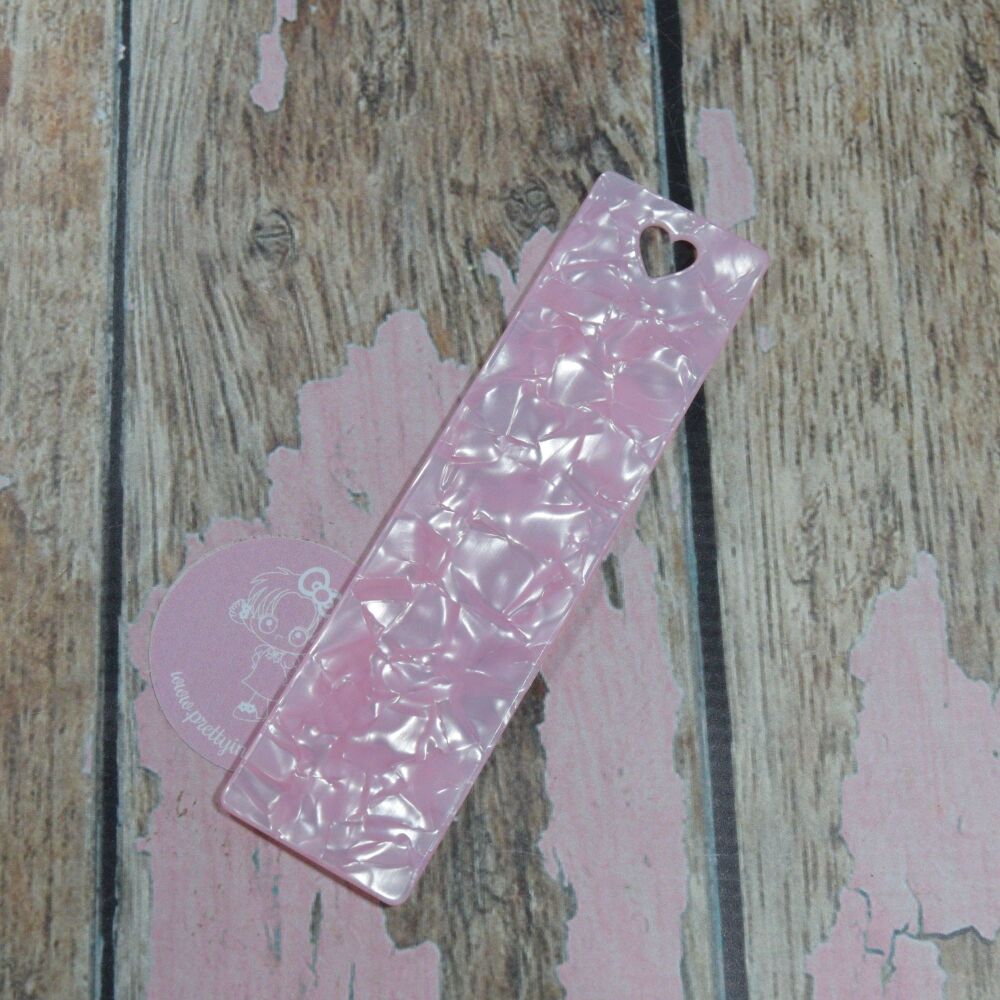 Heart stamped shattered bookmark - Pearl Pink