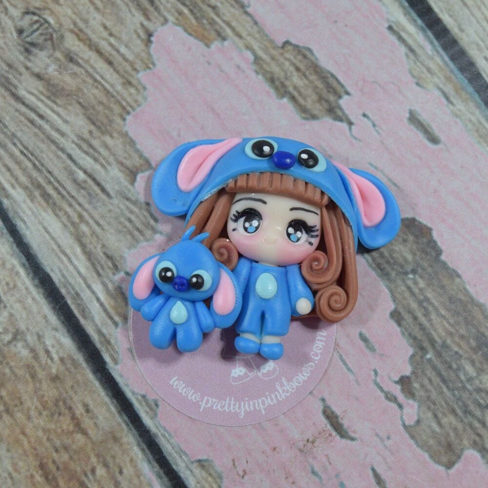 Stich - Girl with brown curl hair