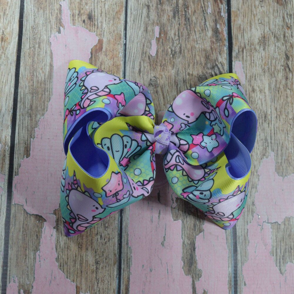 Double layered Boutique bow - unicorn seahorse