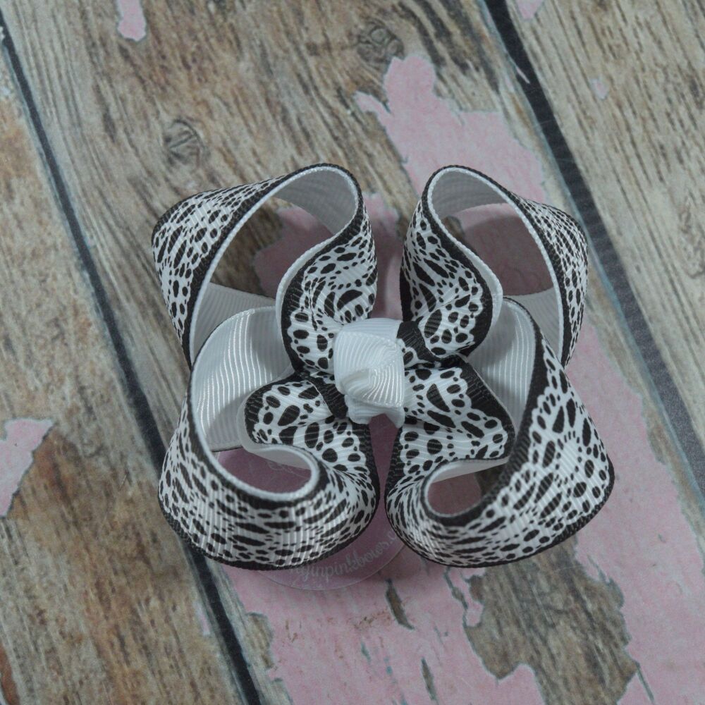 3" Double layered boutique Bow - Black and white lace