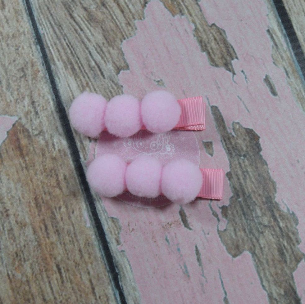 Pompom clippies - Baby pink