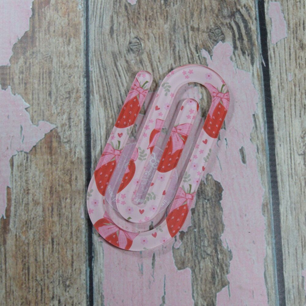 XL Paper Clip- Vintage Strawberry Bows