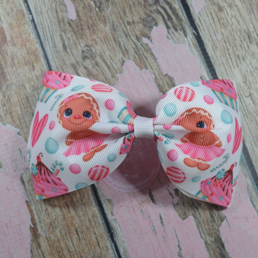 Large Minnie Bow - Ginnie Gingerbread