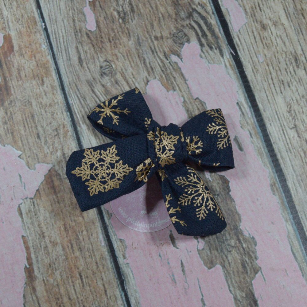 Maddie Bow - Navy Christmas
