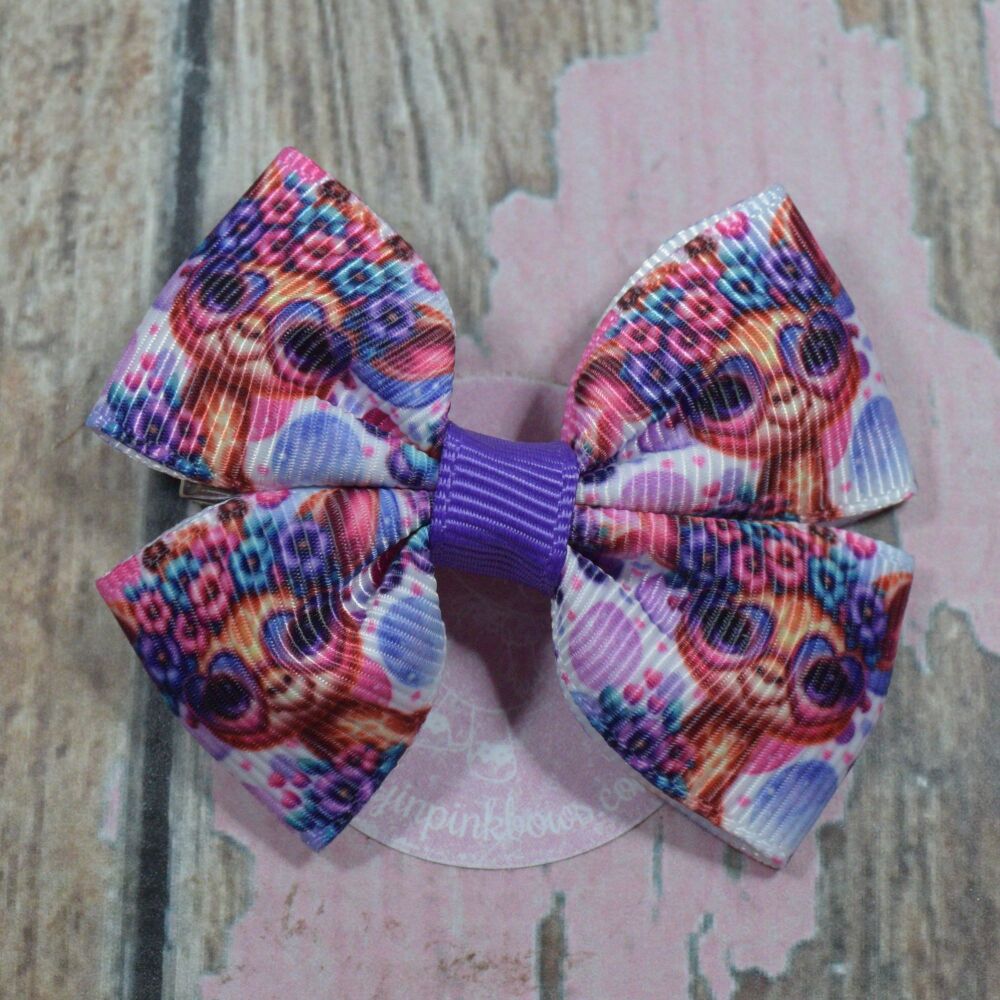 Double Minnie Bow -  Groovy Giraffe