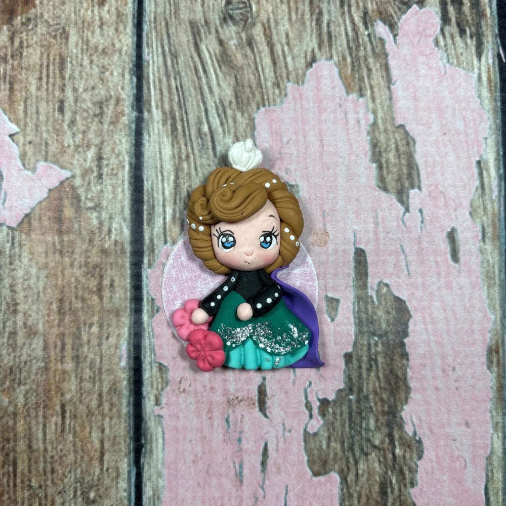 Little Anna Frozen Green dress purple cape