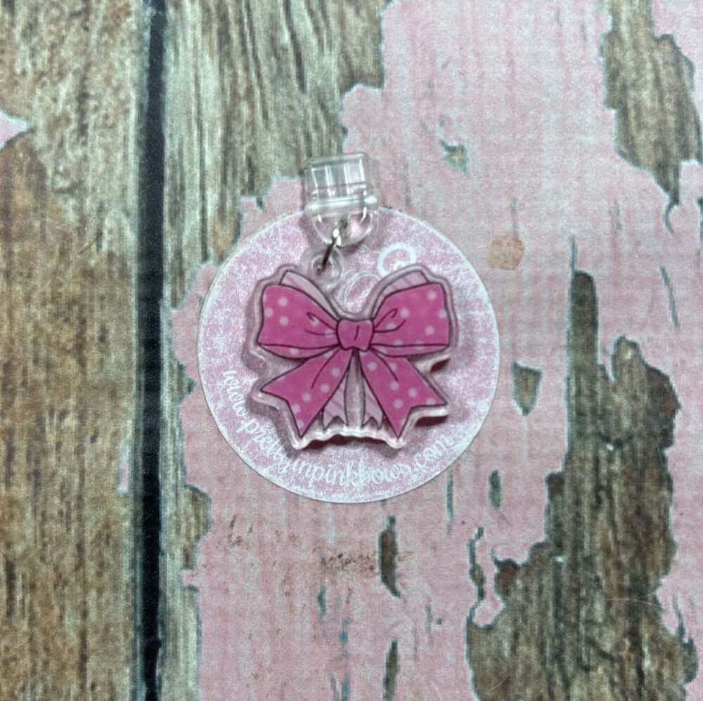 USB C cover- Pink bow with white spots