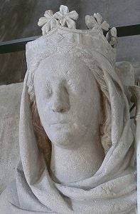 A grave effigy of carved stone depicting Constance of Castile, Queen of France