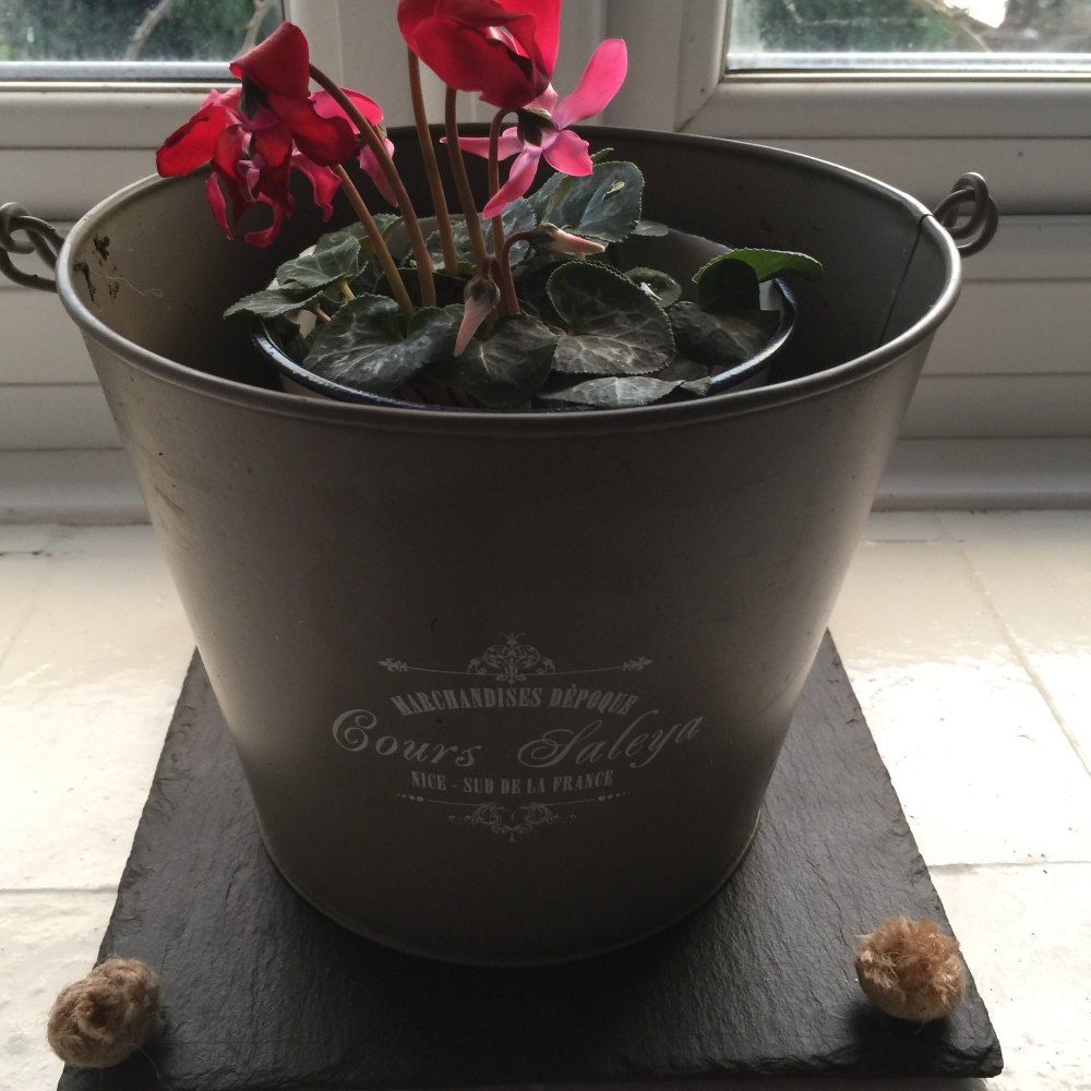 Slate plant pot stand
