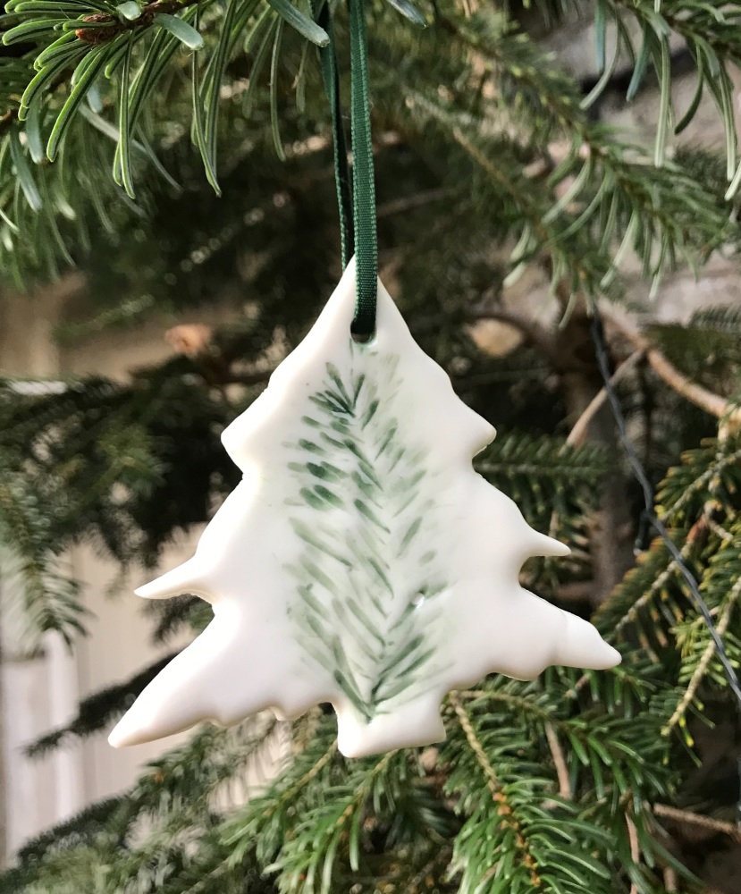 Shaggy Imprinted Christmas Tree