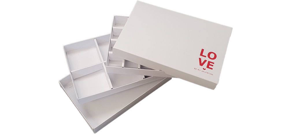 Valentine's White Large Brownie/Chocolate / Cookie Box , Red Foiled "Love"   Non-Window Lid (Style Of Box To Be Chosen) -240mm x 155mm x 30mm  Pack of