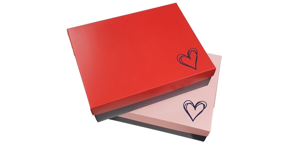 Navy Hamper Box With Foiled Non-Window Lid (Colour to be chosen)  -250mm x 195mm x 70mm- Pack of 10